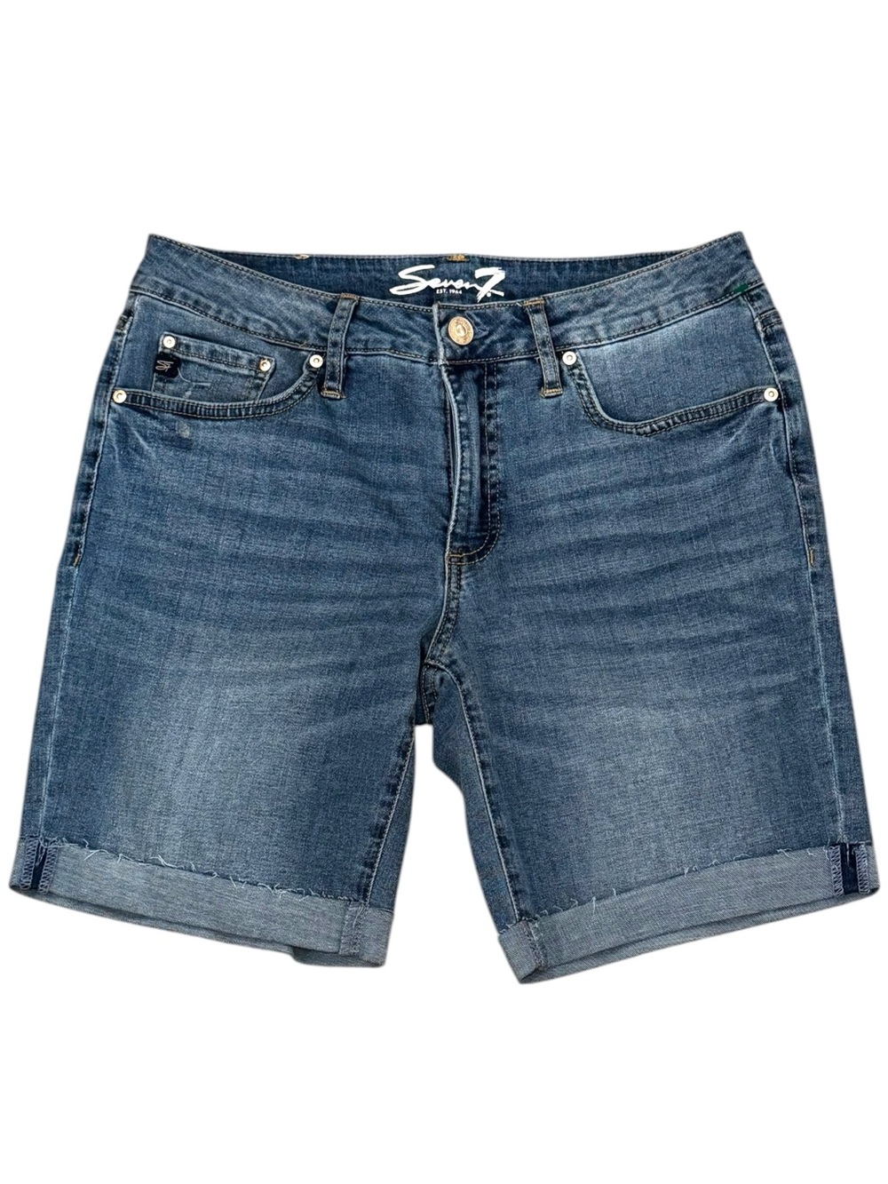 NWOT Size 6 Relaxed Bermuda Cuffed Denim Shorts Cotton-Polyester-Spandex